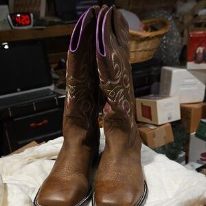 Shesole Brown Western Boots with Pink Accents